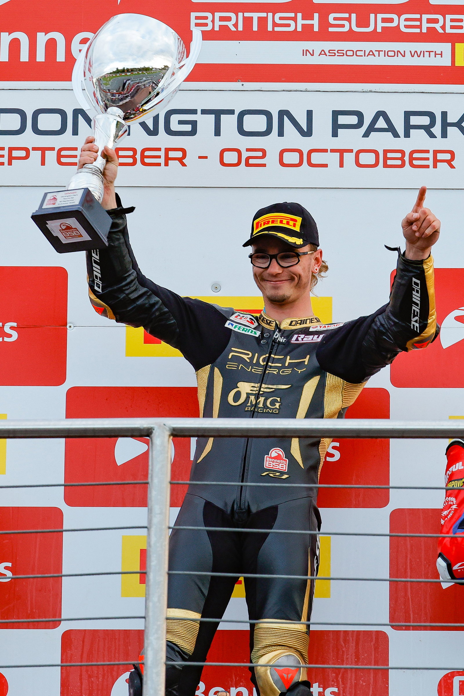 British Superbikes Donington Park: Ray win stops Sykes treble